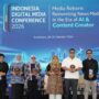 Panel diskusi Indonesia Digital Media Conference 2026 di Surabaya membahas kolaborasi media dan pemerintah untuk UMKM.