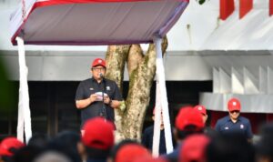 peringati-sumpah-pemuda-2026,-pt-semen-padang-tegaskan-komitmen-patriotik,-gigih,-dan-berempati Direktur Operasi PT Semen Padang memimpin upacara peringatan Hari Sumpah Pemuda ke-98 di Plaza Kantor Pusat PT Semen Padang.