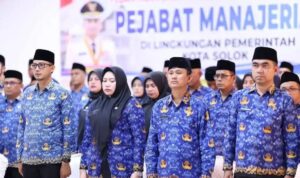 wali-kota-solok-lantik-53-pejabat-manajerial Wali Kota Solok melantik 53 pejabat manajerial di Balai Kota untuk meningkatkan kinerja dan kualitas pelayanan publik.