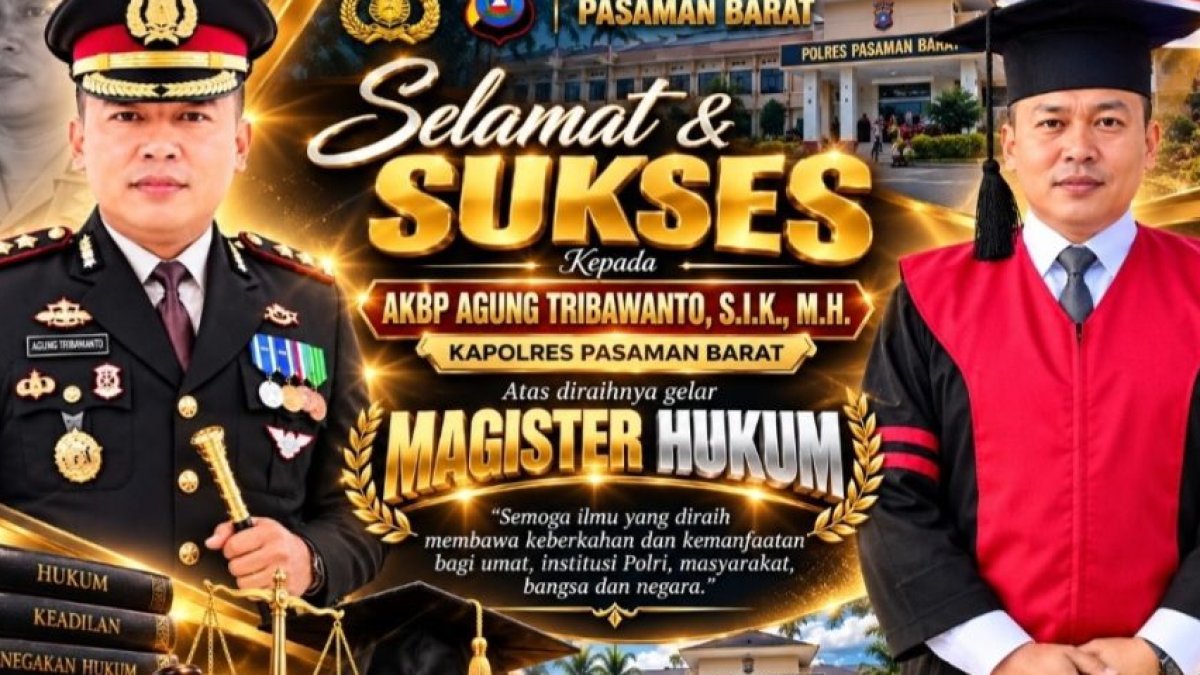 akbp-pol-agung-tribawanto-raih-gelar-akademik-magister-hukum Kapolres Pasaman Barat AKBP Agung Tribawanto saat menerima gelar Magister Hukum.