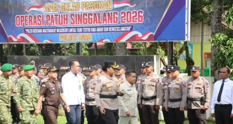 Apel gelar pasukan Operasi Patuh Singgalang 2026 oleh Polres Agam di Lapangan Mako Polres Agam.