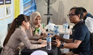 Direktur Utama ASDP Heru Widodo memberikan keterangan terkait proses percepatan pembayaran klaim asuransi korban KMP Batumand