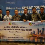 Pesawat TransNusa di landasan pacu Bandara Internasional I Gusti Ngurah Rai untuk rute penerbangan langsung Bali ke Melbourne