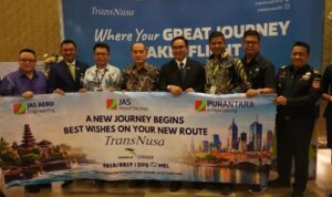 Transnusa-Rayakan-Momen-Bersejarah-dengan-Peluncuran-Penerbangan-Perdana-Melbourne–Bali-scaled-1 Pesawat TransNusa di landasan pacu Bandara Internasional I Gusti Ngurah Rai untuk rute penerbangan langsung Bali ke Melbourne