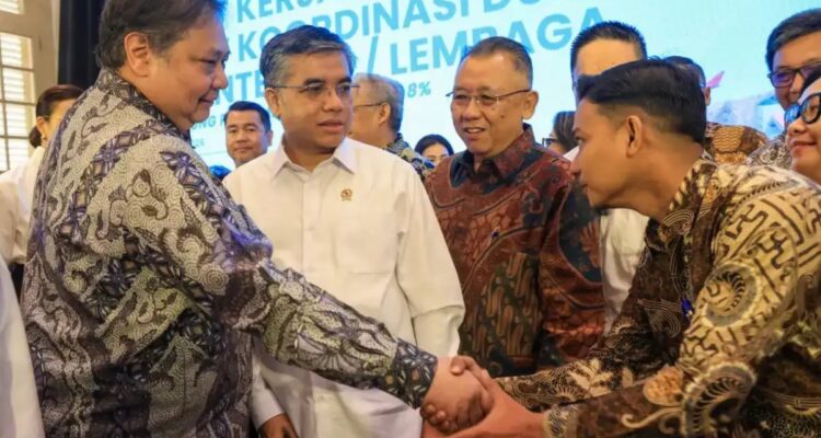 Menteri Ketenagakerjaan Yassierli memaparkan program pelatihan vokasi empat bulan untuk memenuhi kebutuhan industri di KEK.
